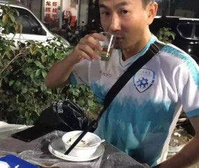 爱游戏全站-关于江汉雄鹿队守住胜果江畔雄鹿队,射击邀请赛上演裁判判罚引热议!门前嗅觉决定胜负的信息