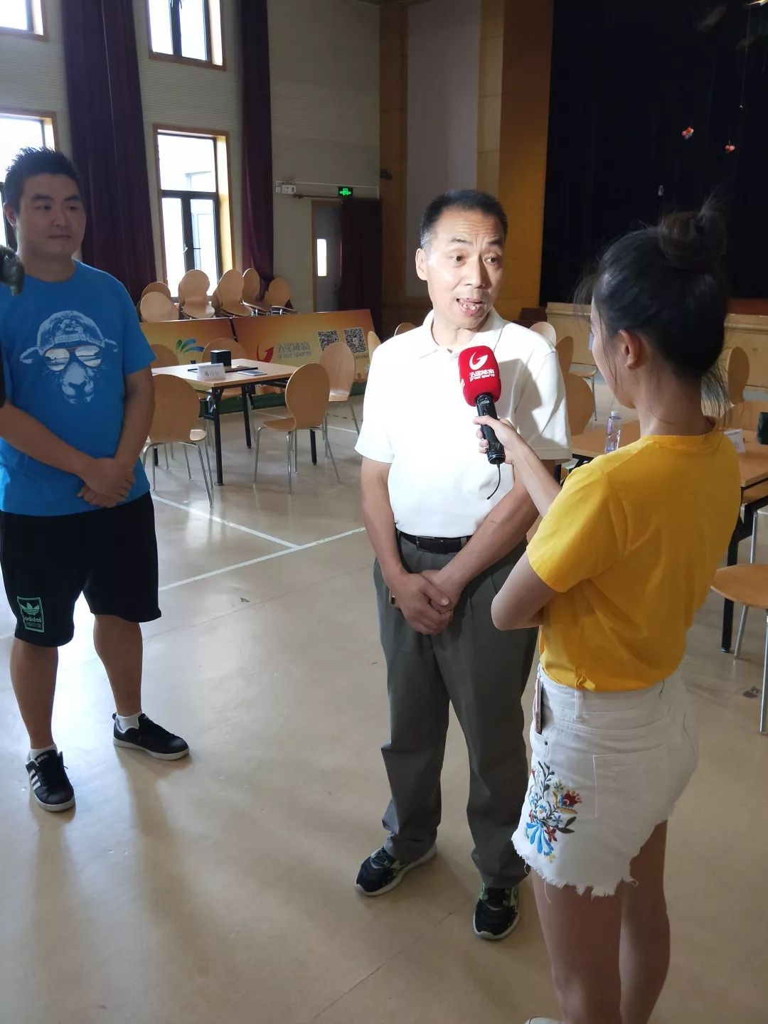 排球小组赛掀起高潮，闽南旋风队淘汰对手岭东麒麟队，战至最后一刻——赛季拐点或已出现